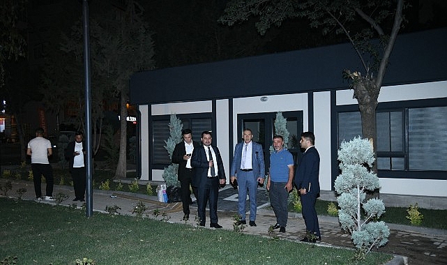 Kahramankazan Belediyesi Fen İşleri Müdürlüğü tarafından park ve bahçelerde yürütülen bakım