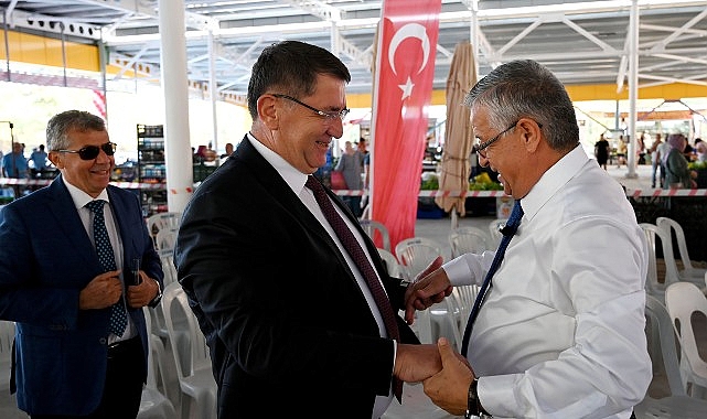 Kemer Belediye Başkanı Necati Topaloğlu’nun “Her mahalleye bir kapalı pazar