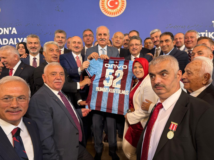 trabzon-101-yil-sonra-istiklal-madalyasina-kavustu