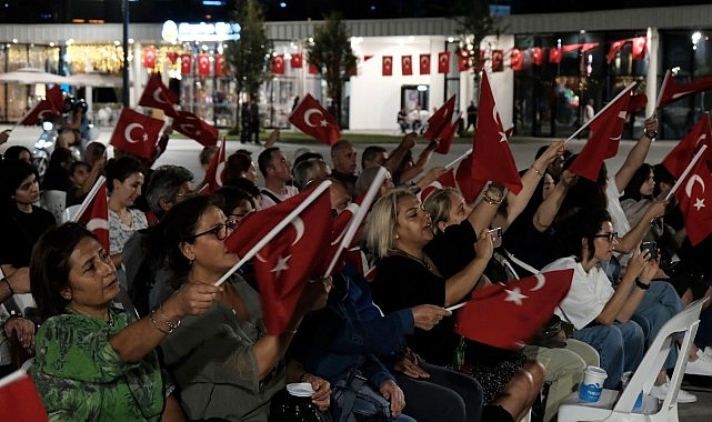 Büyükşehir Belediyesi, 30 Ağustos Zafer Bayramı kutlamalarını “Kahramanların İzinde” konseriyle