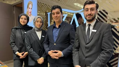 Yıllardır kendi markasıyla kuyumculuk sektöründe başarıyla hizmet veren, 30 yıllık