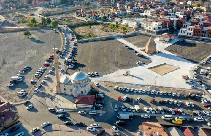 Konya’nın en yoğun bölgelerinden biri olan Bedesten, Suriçi ve Kapu