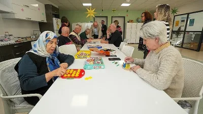Gaziemir Belediyesi’nin Alzheimer Demans Danışma ve Dayanışma Merkezi’nde verdiği hizmetlerle