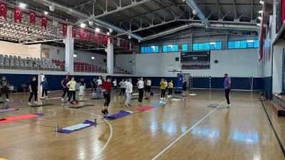 Bakırköy Belediyesi’nin Atatürk Spor ve Yaşam Köyü’nde düzenlediği “Sabah Sporları”