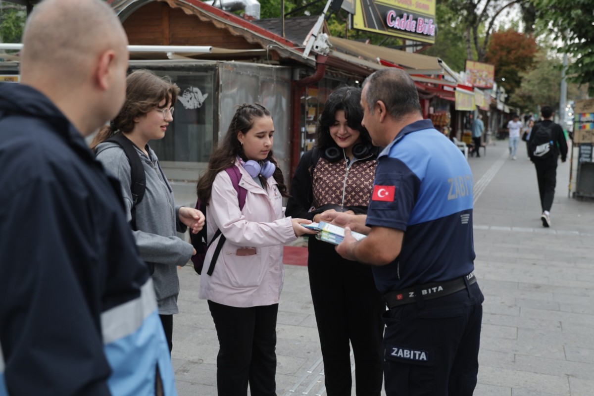 2025-2026 eğitim-öğretim yılının ilk gününde, Nevşehir Belediye Başkanı Rasim Arı’nın