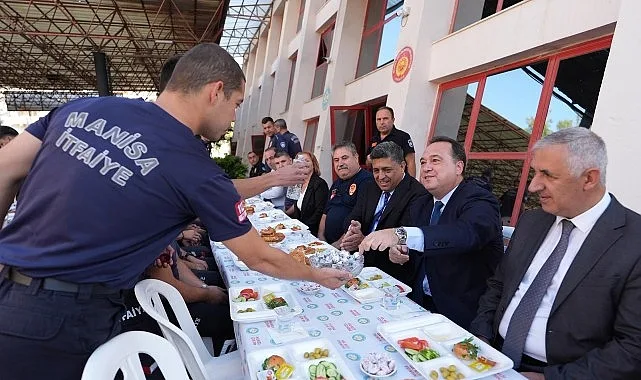Manisa Büyükşehir Belediye Başkanı Besim Dutlulu, İtfaiye Haftası dolayısıyla Manisa