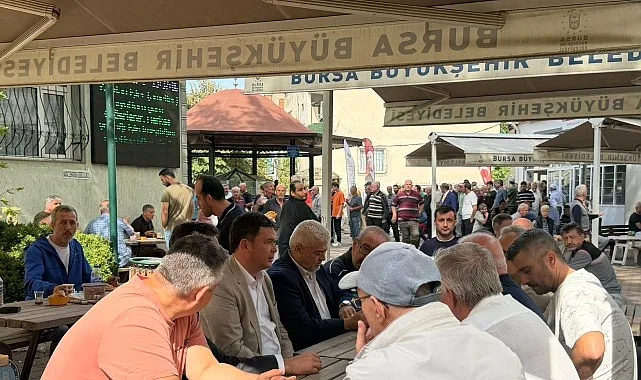 Osmangazi Belediye Başkanı Erkan Aydın, her hafta Cuma günü düzenlediği