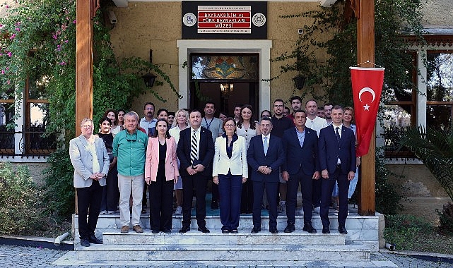 Dokuz Eylül Üniversitesinde düzenlenen “İşgâlden Kurtuluşa İzmir” temalı panelde, işgal