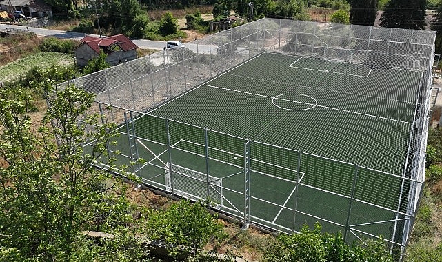 Kocaeli Büyükşehir Belediyesi, hayata geçirdiği projelerde çocukları ve gençleri hiçbir