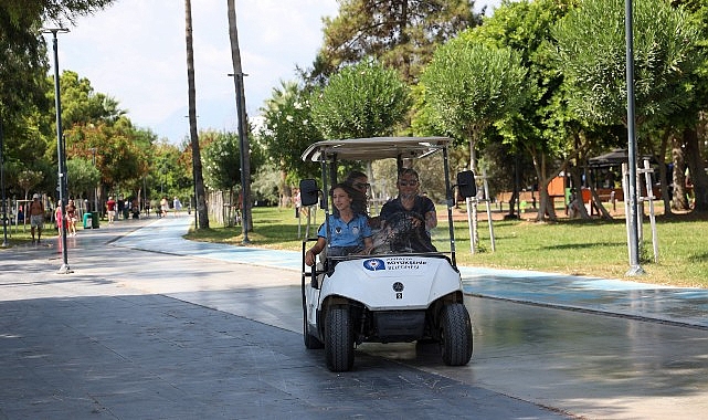 Antalya Büyükşehir Belediyesi, yerli ve yabancı ziyaretçilerin uğrak noktası olan