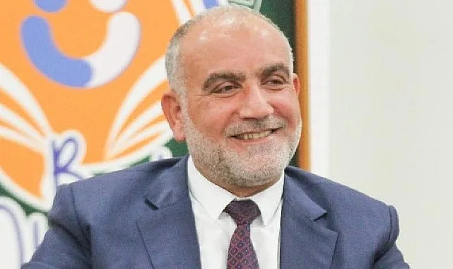 Canik Belediyesi'nin ilçede üniversiteyi kazanan tüm öğrencilere sağladığı burs desteğine