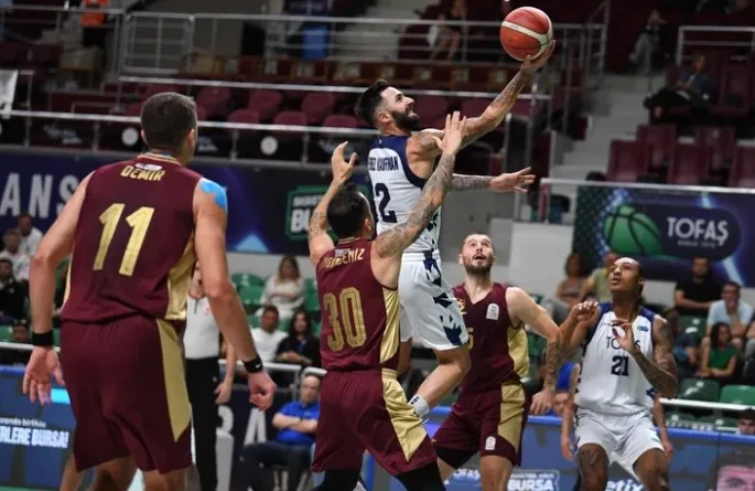 Türkiye Sigorta Basketbol Süper Ligi ekiplerinden TOFAŞ’ın 2025-2026 sezonu hazırlıkları