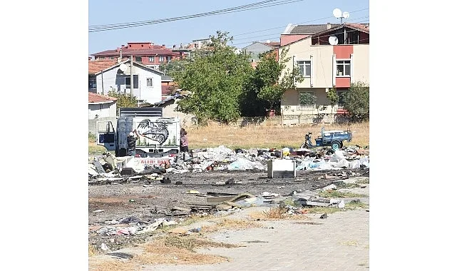 Lüleburgaz Belediyesi’nce atıkları gelişigüzel çevreye bırakan kişilere 125 bin TL