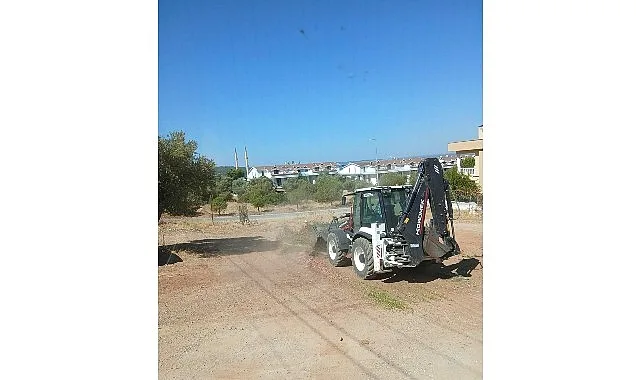 Didim Belediyesi Temizlik İşleri Müdürlüğü ekipleri, kent genelinde temizlik ve