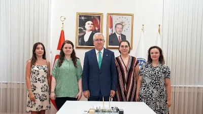 Ege Üniversitesi Eczacılık Fakültesi öğretim üyesi Prof. Dr. Pınar Kara’nın