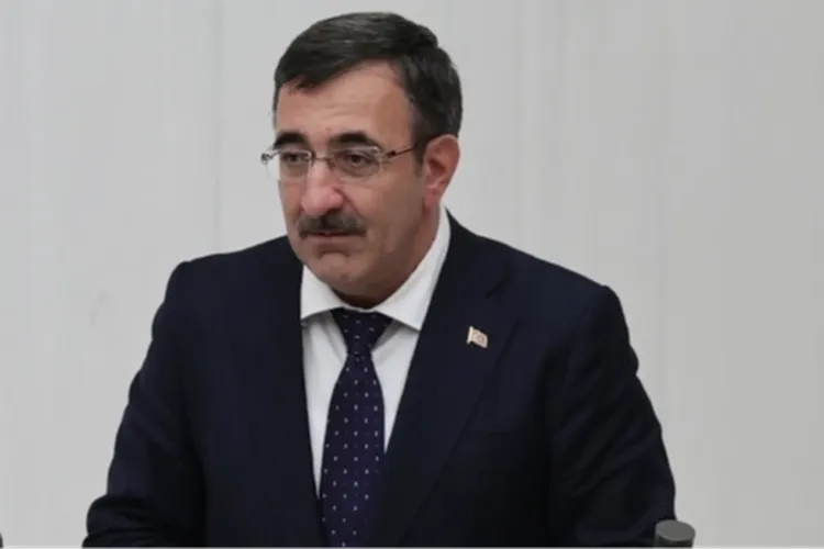 Cumhurbaşkanı Yardımcısı Cevdet Yılmaz, 2026-2028 Orta Vadeli Program hedeflerini paylaştı.