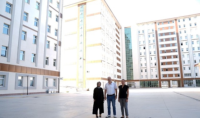  Ege Üniversitesinde yeni akademik yılın heyecanı yaşanırken, Rektör Prof. Dr.