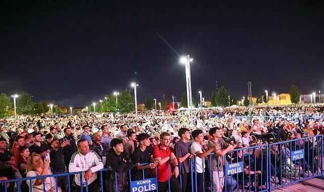 Selçuklu Belediyesi Sanat Akademisi Müzik Topluluğu’nun ikincisini düzenlediği “Ferdi Tayfur