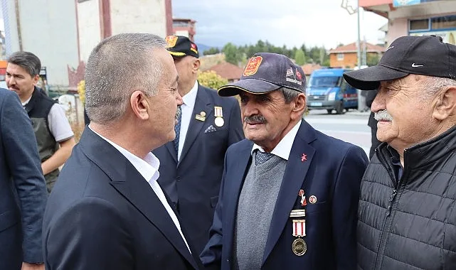 19 Eylül Gaziler Günü kutlamaları kapsamında Ilgaz Cumhuriyet Meydanında bulunan