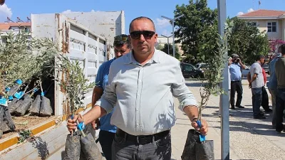 Antalya Büyükşehir Belediyesi’nin tarımsal alandaki destekleri sürüyor. Büyükşehir Belediyesi, Gazipaşa’da