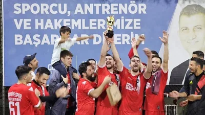 Gölcük Belediyesi 11. Başkanlık Kupası Futbol Turnuvası’nda, finalde İhsaniyespor, Değirmenderespor’u