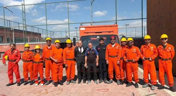 Bakırköy Belediyesi Arama Kurtarma Ekibi (BAKUT), AFAD’ın düzenlediği orta seviye