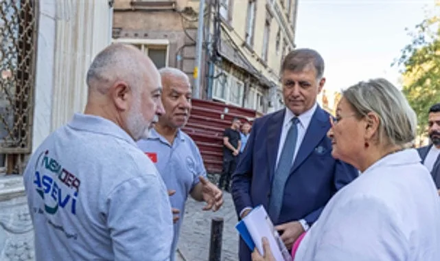 İzmir Büyükşehir Belediye Başkanı Dr. Cemil Tugay, Basmane ve Kemeraltı’nda