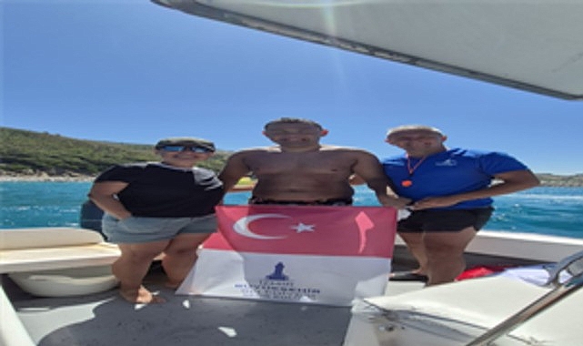 İzmir Büyükşehir Belediyesi Spor Kulübü ultra maraton yüzücüsü Tuna Tunca,