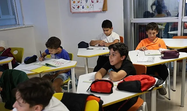Kartepe Belediyesi bünyesinde faaliyet gösteren Kartepe Genç Akademi, 2025-2026 eğitim öğretim yılına