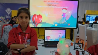 Kocaeli Büyükşehir Belediyesi’ne bağlı Gazi Akçakoca Bilgievi’nde öğrenim gören öğrenciler,