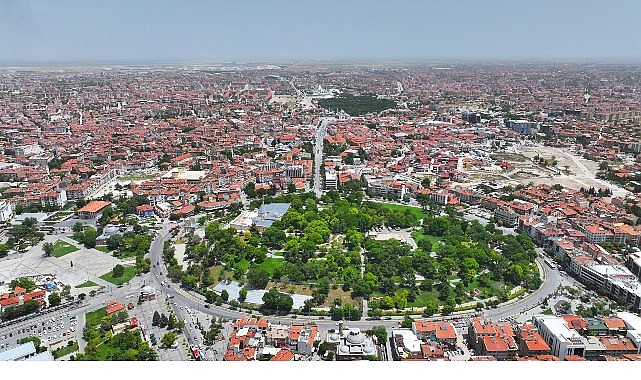 İLKE Vakfı Toplumsal Düşünce ve Araştırmalar Merkezi tarafından yayımlanan "Yerel