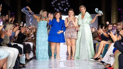 Londra Moda Haftası, dün akşam tarihî bir ana tanıklık etti.