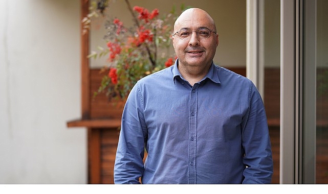 Doğada tüm canlılar yaklaşan kışa hazırlanır. Hayvanlar yuvalarını güçlendirir, bitkiler