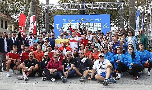 Mudanya Belediyesi ile Türkiye Triatlon Federasyonu’nun iş birliğiyle düzenlenen “2025