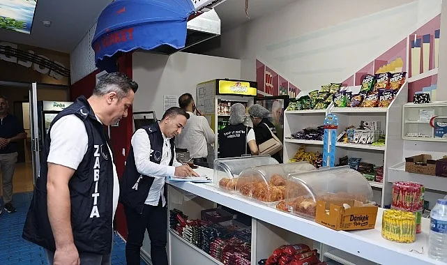 Nilüfer Belediyesi Zabıta Müdürlüğü ile Ruhsat ve Denetim Müdürlüğü ekipleri,