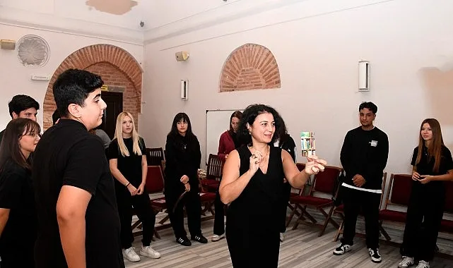  Osmangazi Belediyesi, Yaşar Kemal’in “Hüyükteki Nar Ağacı” eseri için  okuma