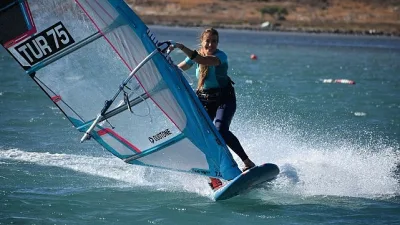 Çeşme Belediyesi’nin destekleriyle, Çağla Kubat Windsurf Akademi tarafından düzenlenen Alaçatı