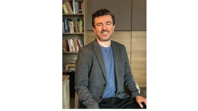 Beğenilme ve onay alma isteği insan doğasının temel özelliklerinden biri.