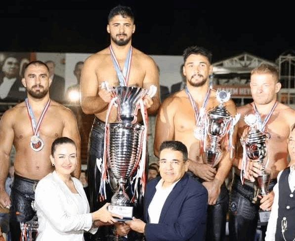 Balıkesir Büyükşehir Belediyesporlu Enes Doğan, 673. Tarihi Elmalı Yağlı Güreşleri