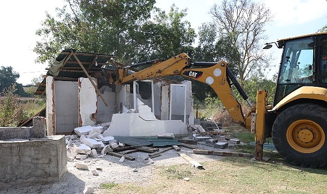 İSKİ, İstanbul'un içme suyunu sağlayan Terkos Havzası'nın koruma alanındaki 46