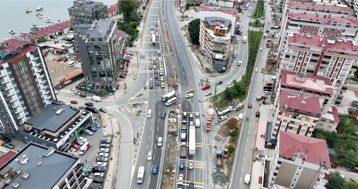 Trabzon Büyükşehir Belediye Başkanı Ahmet Metin Genç, Karadeniz Sahil Yolu