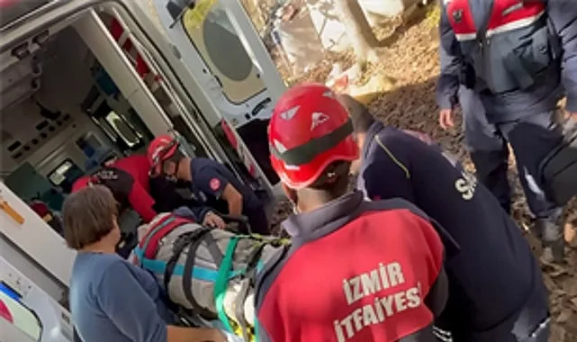 İzmir’in Ödemiş ilçesinde dengesini kaybederek yaklaşık 12 metre derinliğindeki kuyuya