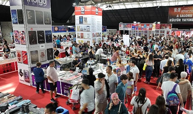Belediye eliyle düzenlenen Türkiye’nin en büyük kitap fuarı olma özelliği