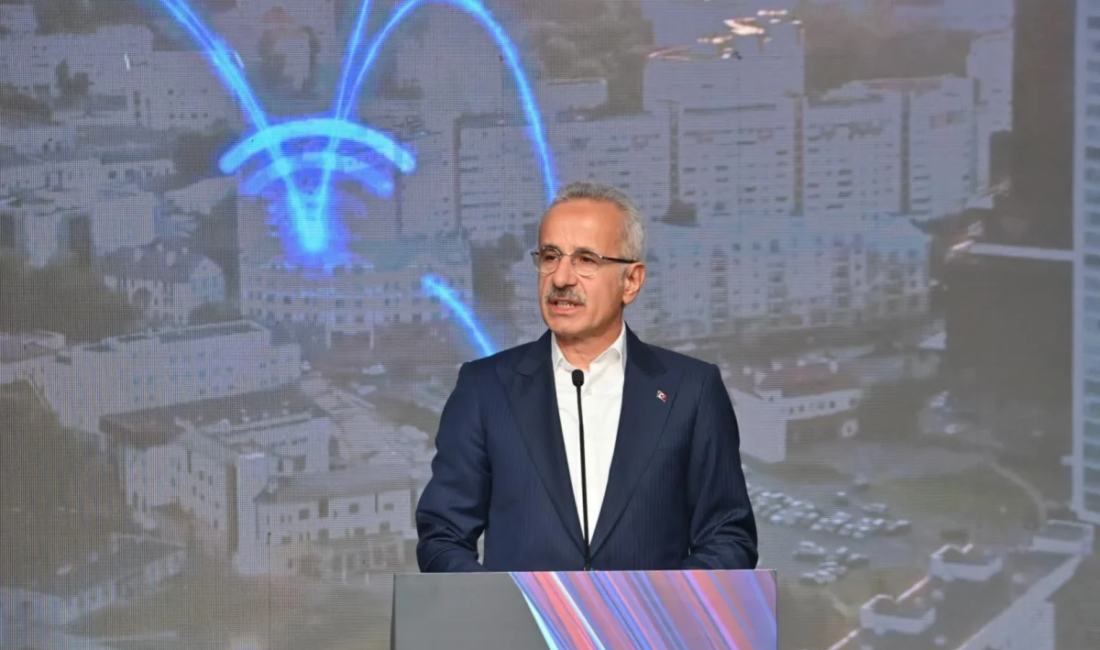 Ulaştırma Bakanı Uraloğlu: 5G ile Türkiye'nin dijital altyapısı güçlenecek, hizmet