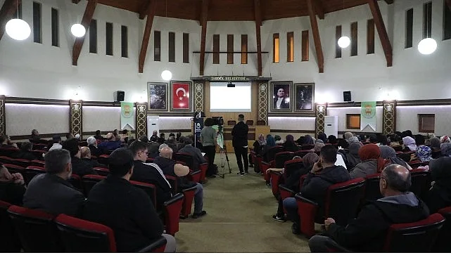 İnegöl Belediyesi’nin Aile Hayatı İyileştirme Derneği iş birliğinde düzenlediği “Aile