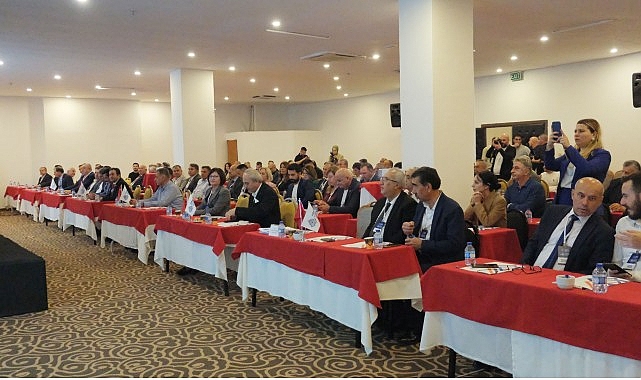 Kemer Belediye Başkan Yardımcısı Semih Top ve Kemer Belediye Meclis