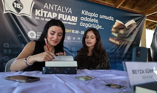 Antalya Büyükşehir Belediyesi ev sahipliğinde bu yıl 15’incisi gerçekleştirilen Antalya