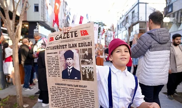 Avcılar Belediyesi, Cumhuriyet’in ilanının 102. yıl dönümünü coşku ve gururla