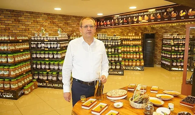 Ayvalık Belediye Başkanı Mesut Ergin, tüketicilerin Ayvalık’a gelmeden, internet aracılığıyla