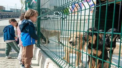 Karşıyaka Belediyesi’nin kısa süre önce hizmete açtığı Bakioğlu Can Dostlarımız